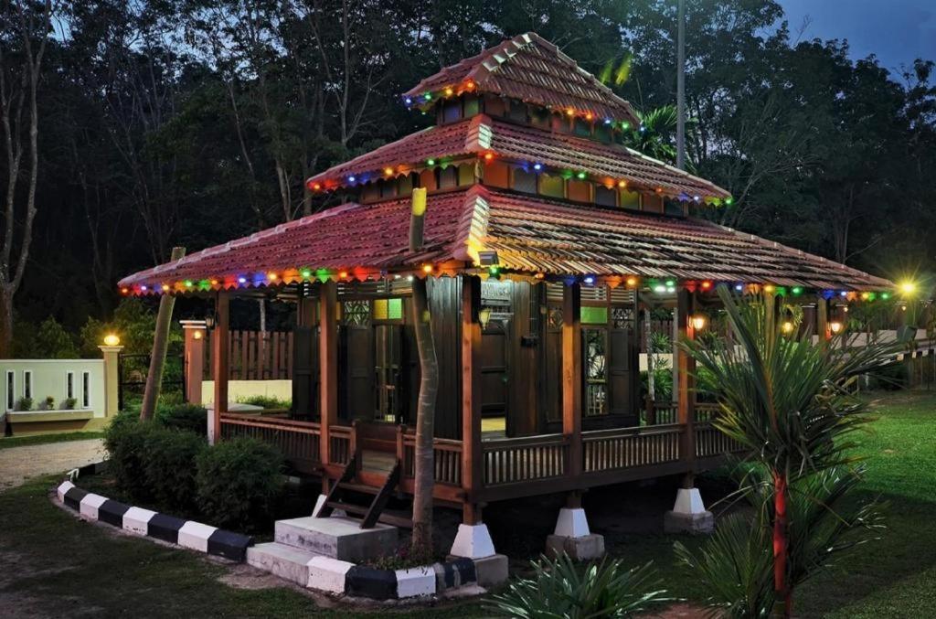 Oyo Home 90745 Desa Balqis Beach Resort Malacca Bagian luar foto
