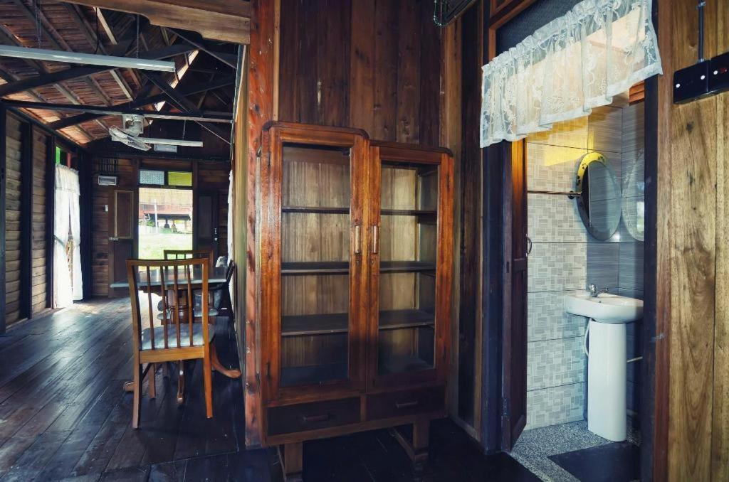 Oyo Home 90745 Desa Balqis Beach Resort Malacca Bagian luar foto
